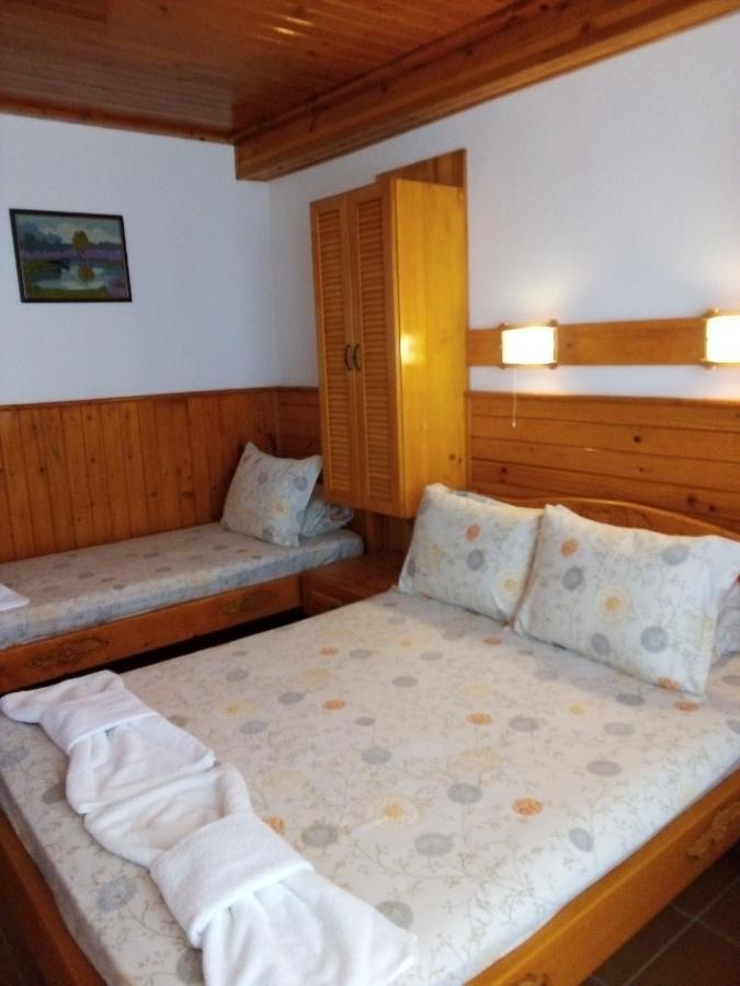 Doctor'S House Hotel Sinemoretz Luaran gambar
